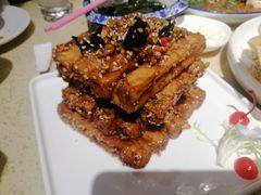 -铜锣湾·有麝自然香(重庆新天地店)