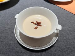 -虹潮荟·餐桌上的美食地理(太阳宫店)