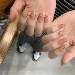 -妙睫屋日式美甲美睫