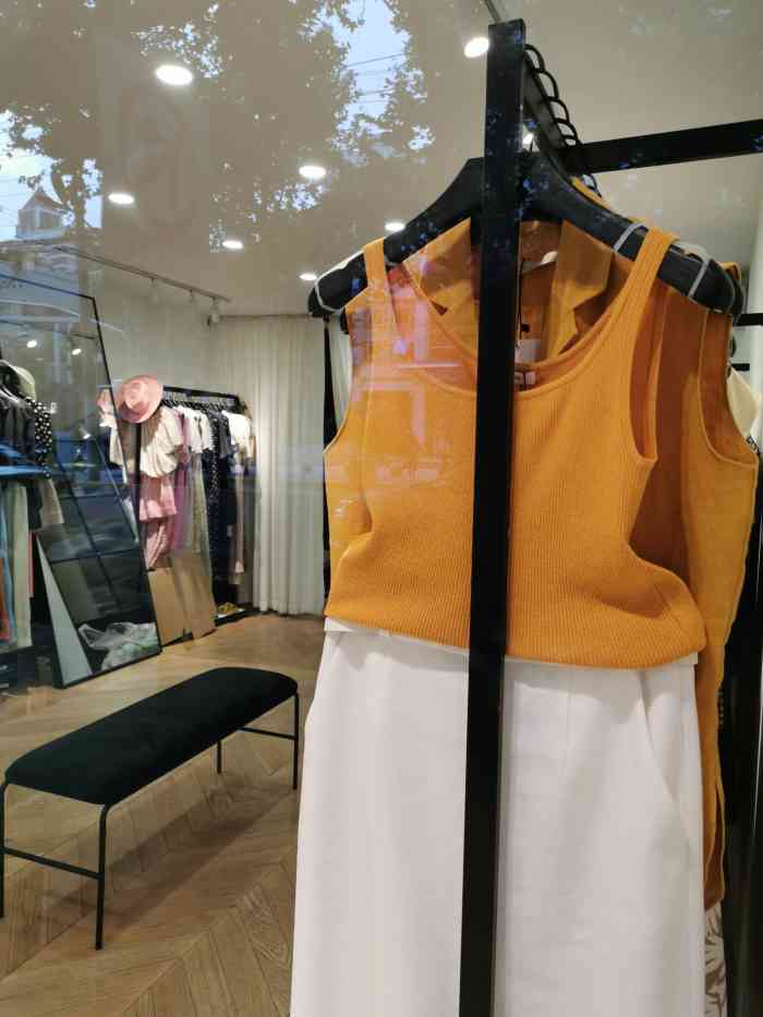 chicchoc(常熟店)-"款式不会太跳,是我喜欢的风格,颜色很洋气.