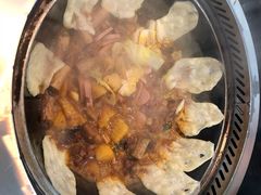 锅贴-三里屯土灶炖公鸡地锅鸡(江东店)