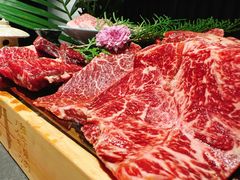 -铭牛烧肉·和牛海鲜自助(高新月牙湖店)