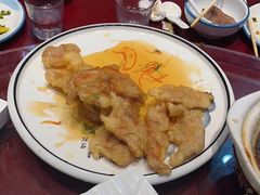 -老码头黑皮肘子锅包肉熏酱水饺(文政街店)