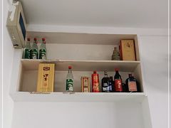 -胡子饮食店