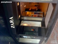 -上海世茂广场(南京东路店)