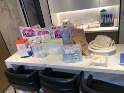 -玥奢国际母婴护理中心(滨江宝龙店)