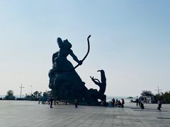 -巴陵广场