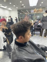 -藤野造型烫染·漂发