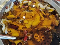 -鑫巴蜀小镇 · 水煮鱼专研店(玉桥店)