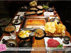 -老牌坊云南鱼豆花火锅(嵩山店)