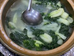 咸骨白菜煲-骑龙海鲜酒家