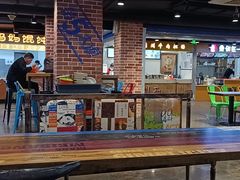 -第5大道精品休闲购物广场