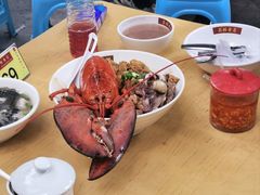 别人桌的大龙虾-荔林食店(西华路店)