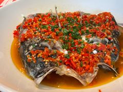 剁椒鱼头-辣得叫湘菜(四明店)