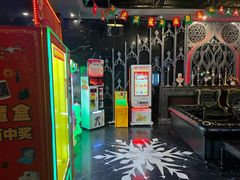 -范特西FANTASY量贩式KTV(民主广场店)