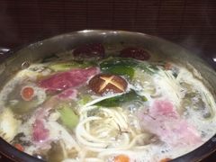 -独食火锅·半米屋台(直营总店)