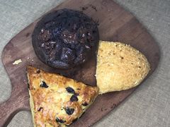 -星巴克(武汉江夏中百广场店)