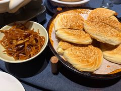 吊炉烧饼配咸菜-金狮麟·新豫菜(金码大厦店)