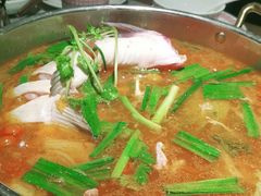 -野山舂·贵州现舂酸汤牛肉(民生路店)
