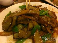 -闯关东东北农家菜(崂山石老人店)