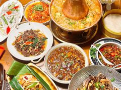 -雀舞云南菜(天津天河城购物中心店)