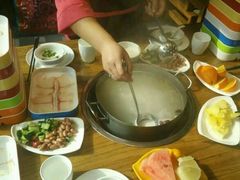 -龙记斑鱼火锅鲜切牛肉自助(红山路店)