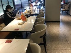 -必胜客(松雷店)