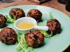 荷兰肉丸-SISTERS BAR RESTAURANT川意酒馆(嘉善老市H楼店)