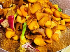 -雀舞云南菜(天津天河城购物中心店)