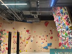 -ROCKPLUS攀岩馆(环宇城店)