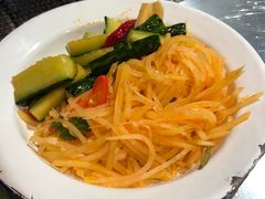 -马路牙子地桌烤肉(工体店)