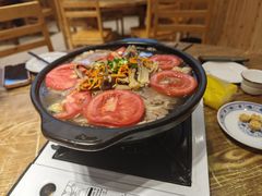 -乡土特色.冷锅鱼.牦牛肉汤锅