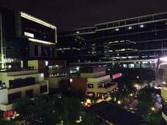 -虹桥新天地