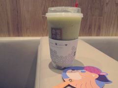 -奈雪的茶(湖滨银泰in77C区PRO店)