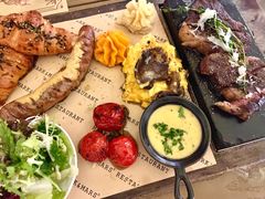 -Mark&Mars Restaurant