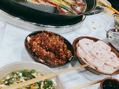 -正贰捌经重庆老火锅(建设路店)
