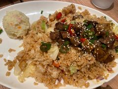 -玛格萝妮比萨屋(四平店)