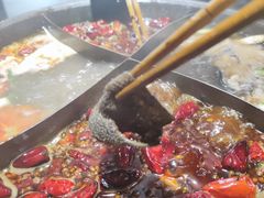 -白乐天毛肚火锅馆(南滨路店)