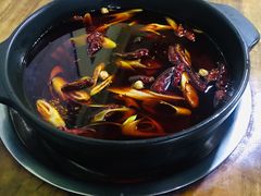 -灌县老妈砂锅串串香(万科红生活广场店)