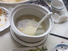 -七的湖·晚芳亭·阳澄湖农家菜·大闸蟹(莲花岛店)