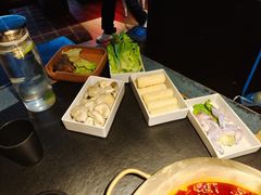 -九鼎轩脆毛肚火锅(南京东路店)
