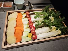 -左庭右院鲜牛肉火锅黑金店(陆家嘴中心店)