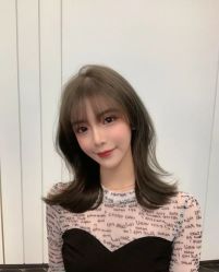 -V8潮牌·接发烫染连锁