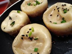 土猪鲜肉生煎包-龍堂蟹黄小笼包(万家丽店)