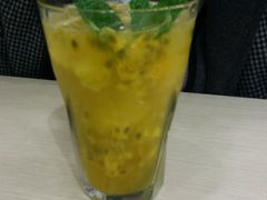 -佰搭果·广式茶餐厅(西华路店)