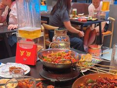 -老班长·小龙虾·鲜货烧烤大排档(金街美地店)