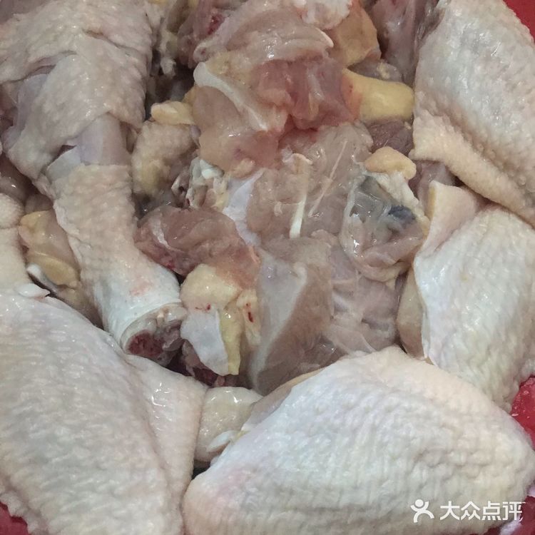 辛苦老妈子每天都会早起煮一天的饭菜