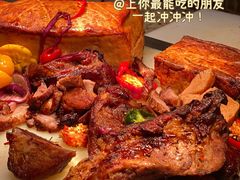 -怡豪大饭店·银顶旋转餐厅