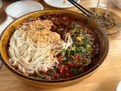 -乐山第一家临江鳝丝(茶坊路店)