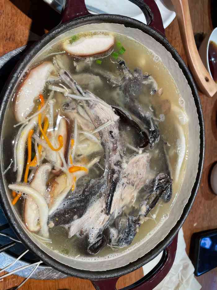 黑鸡小馆(长楹天街购物中心店)-"周末来天街逛街,朋友推荐黑鸡小馆,看